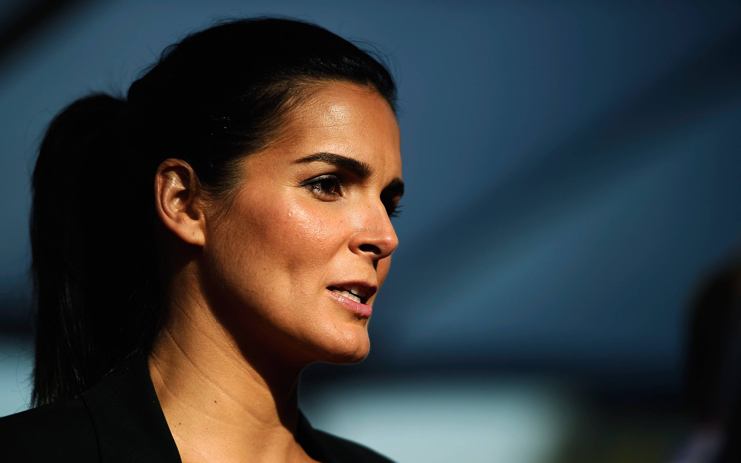 2880x1800 Angie Harmon Pretty Wallpaper 2048x2732 Resolution Wallpaper, HD Celebrities 4K Wallpaper, Image, Photo and Background