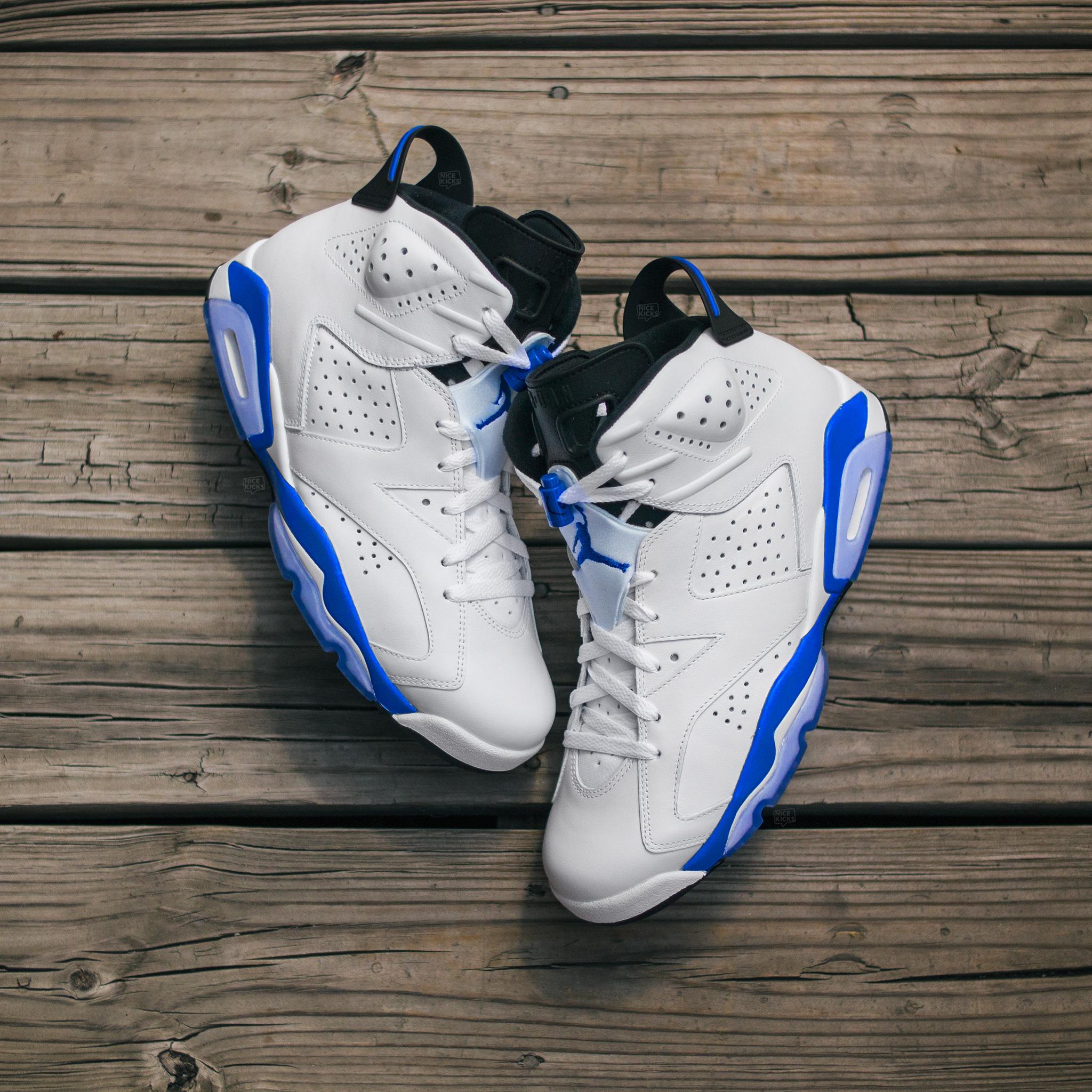 2048x2048 Air Jordan 4 Wallpaper