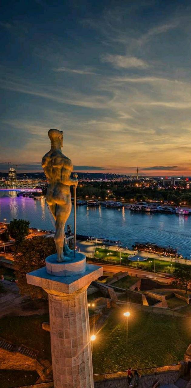 630x1280 Beograd wallpaper