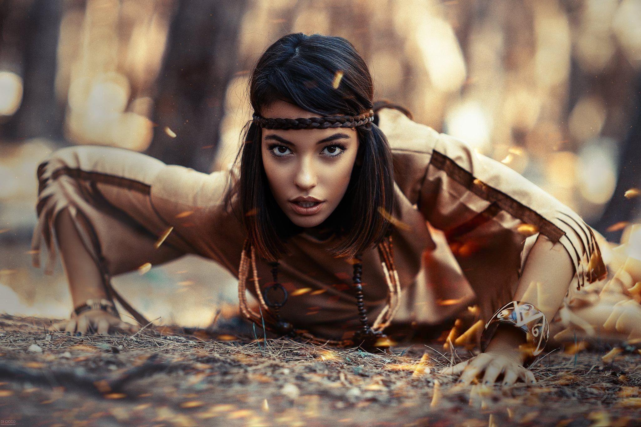 2048x1365 Native American Indian Women Wallpaper