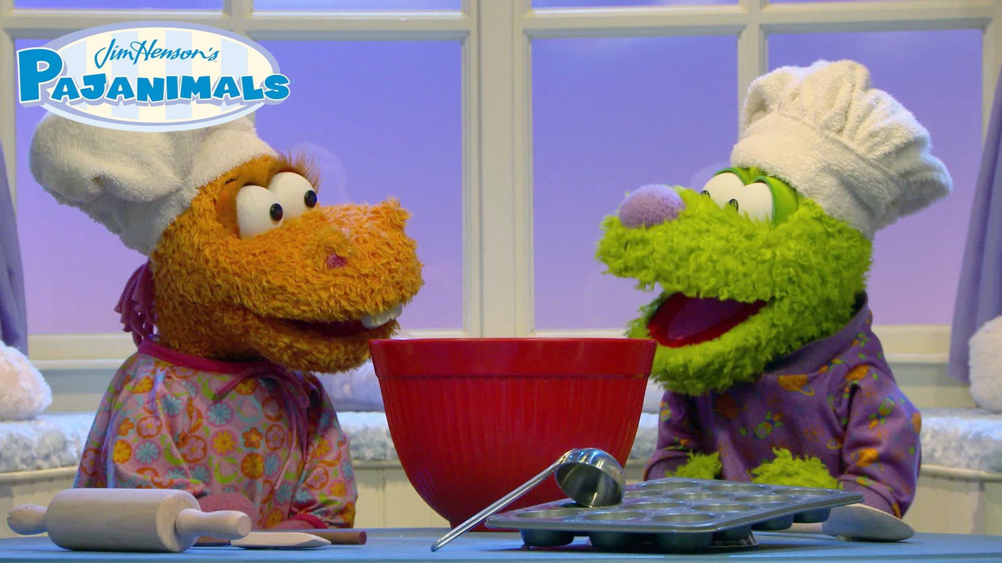 2048x1152 Pajanimals is #NationalDoSomethingNiceDay! Apollo and Cow Bella are baking for the other #Pajanimals. What nice thing will you do today?