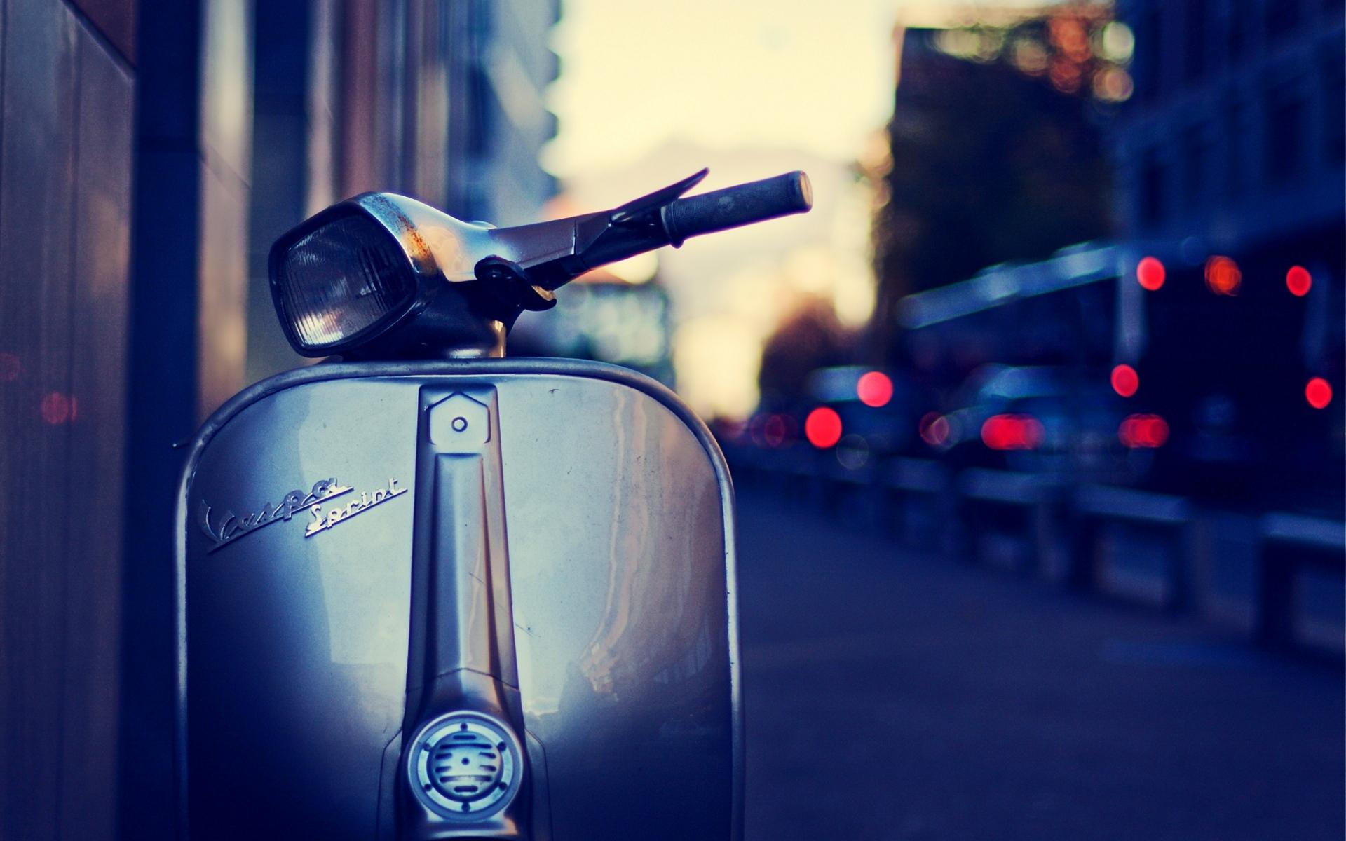 1920x1200 Scooter Wallpaper