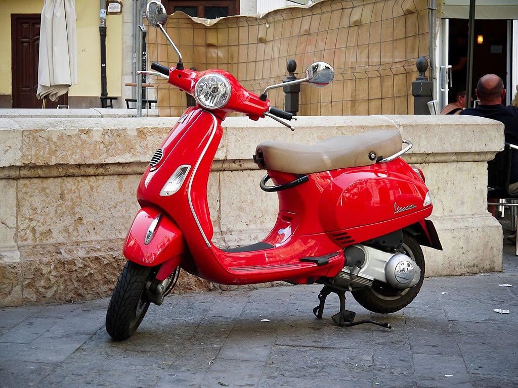 1024x768 Red Vespa