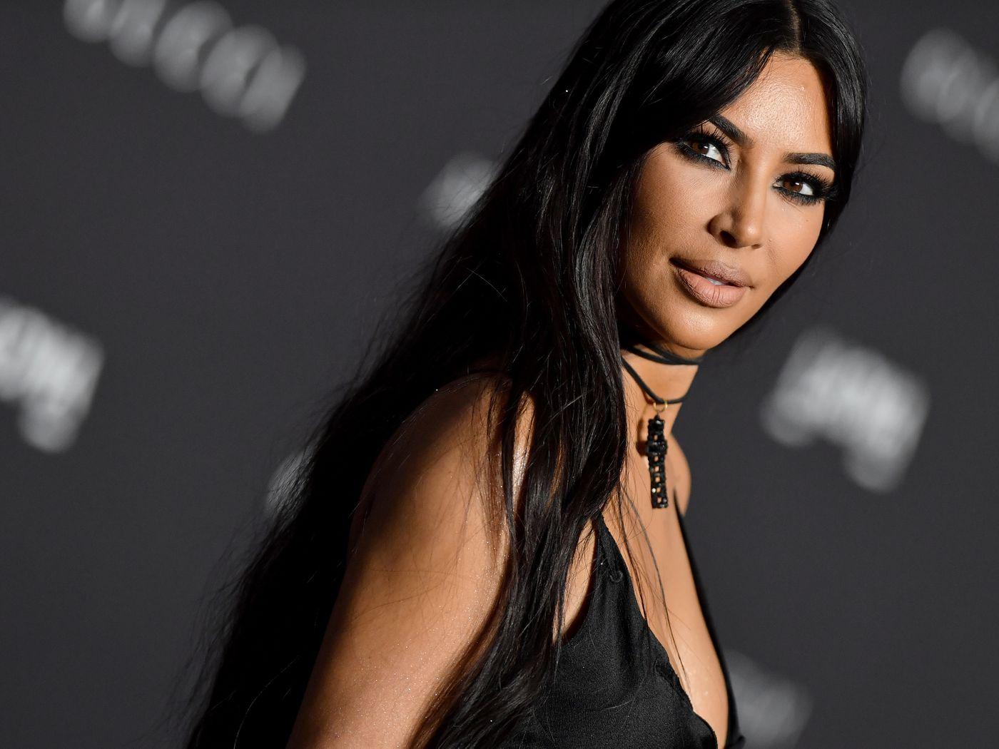 1400x1050 Kim Kardashian and Fashion Nova: the relationship, explained