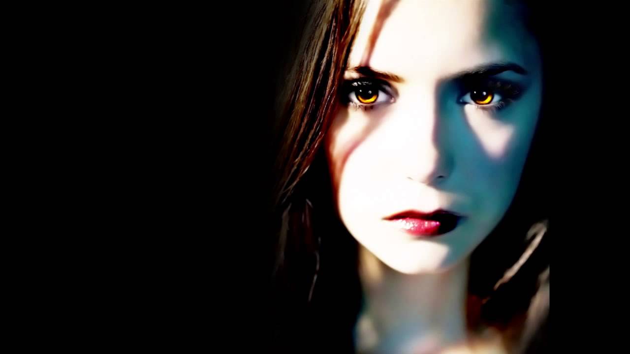 1280x720 Elena Gilbert / Nina Dobrev Returns To Vampire Diaries