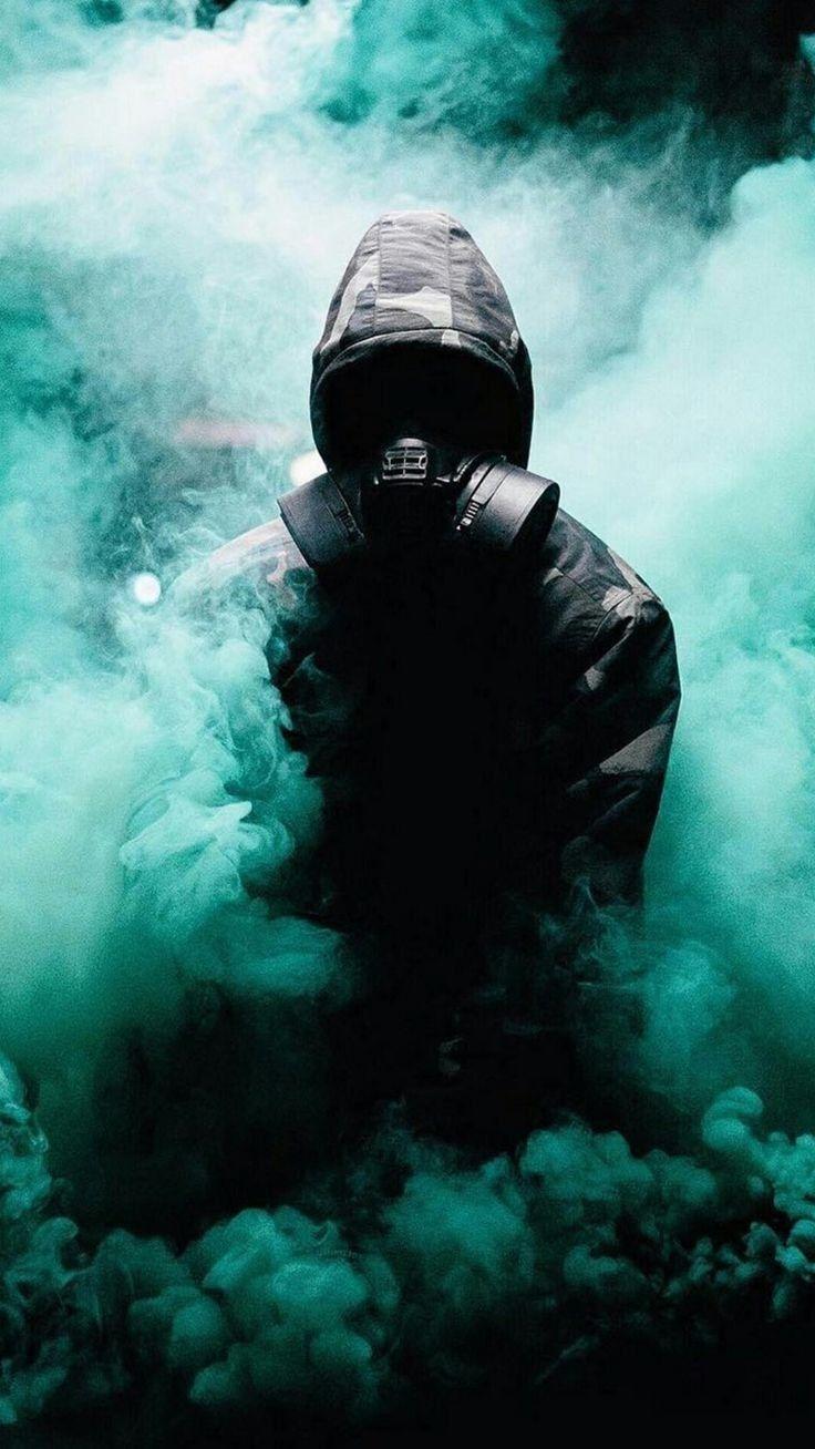 736x1308 Urbex People