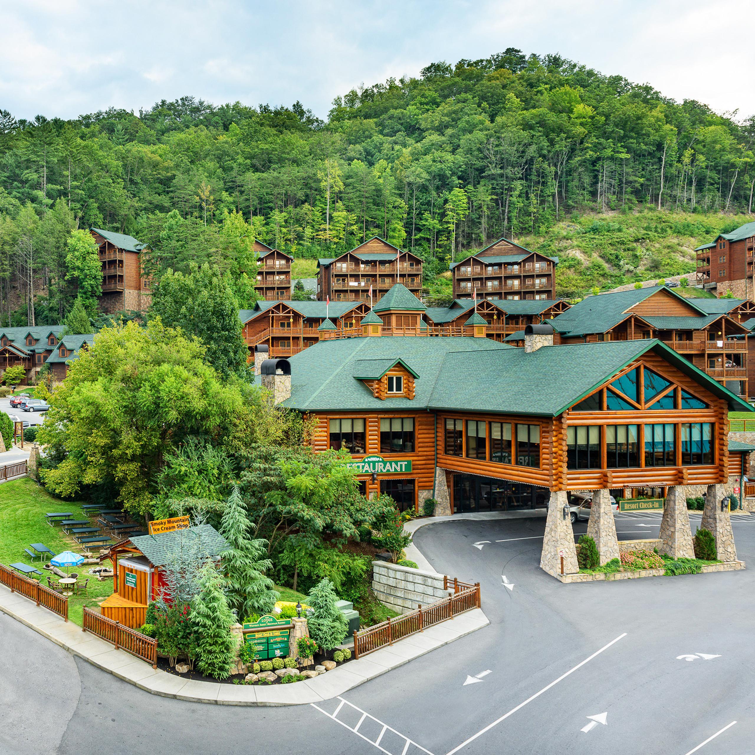 2560x2560 Download Your Favorite Westgate Smoky Mountain Wallpaper HERE!