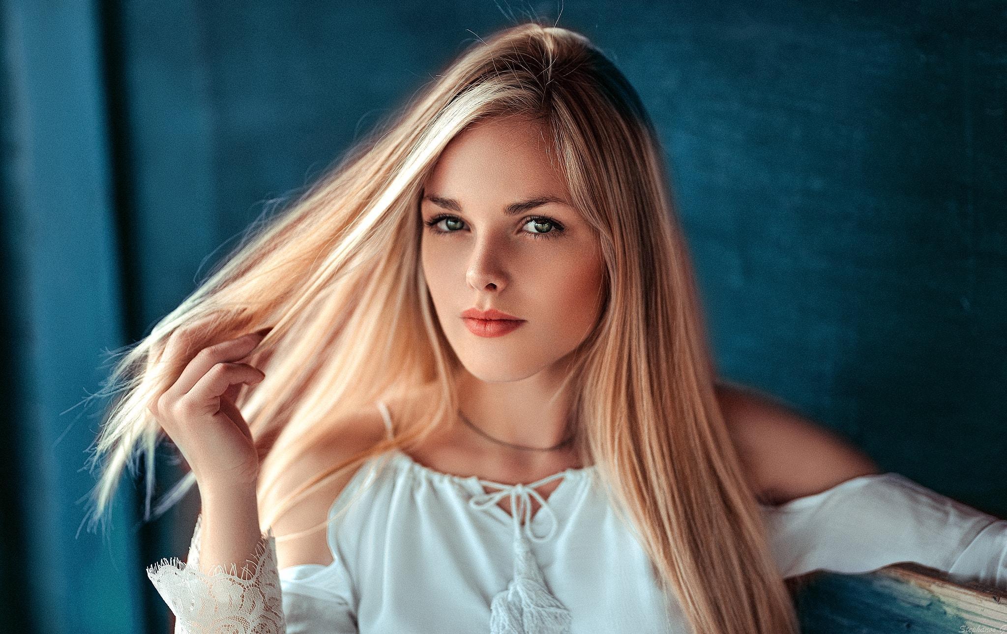 Blonde Hair Girl Wallpapers Top Free Blonde Hair Girl Backgrounds