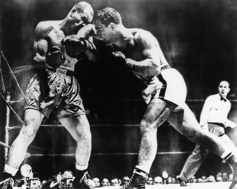 1000x800 Joe Louis vs. Rocky Marciano in October 1951