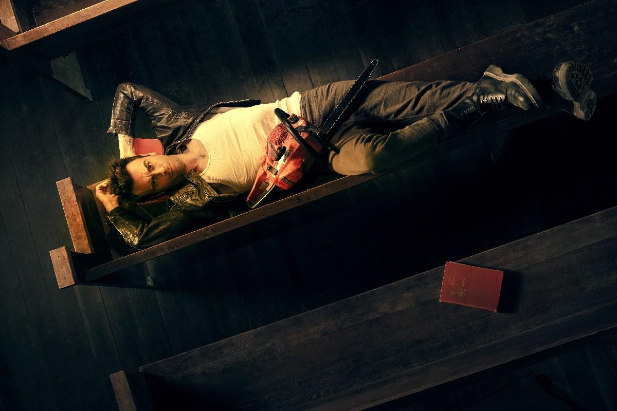 1200x800 Seth Rogen Teases the First Image of Dominic Cooper's Preacher!