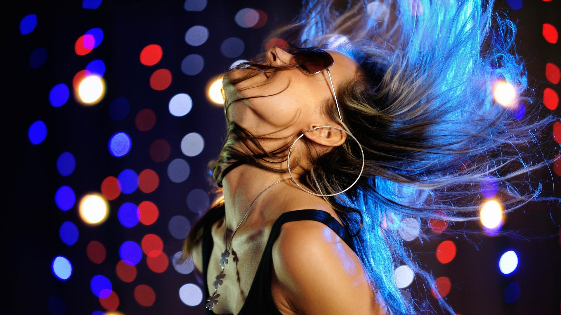 1920x1080 Download Wallpaper 1920x1080 disco, club, girl, dance, exercise, hair, glasses, lights Full HD 1080p HD Background