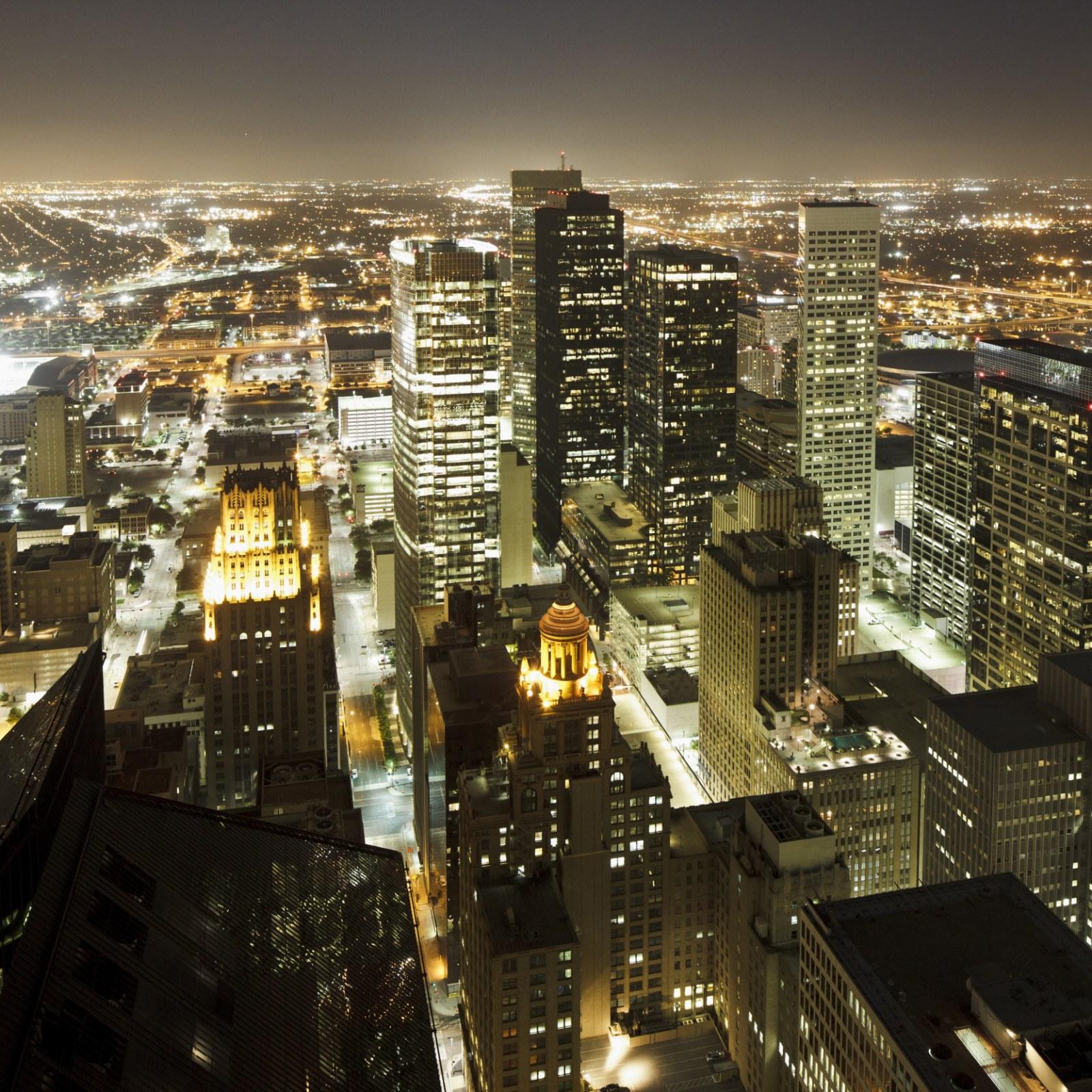 1600x1600 As Texas Suffers Power Outage, Photo of Downtown Houston Lit Up Anger Locals