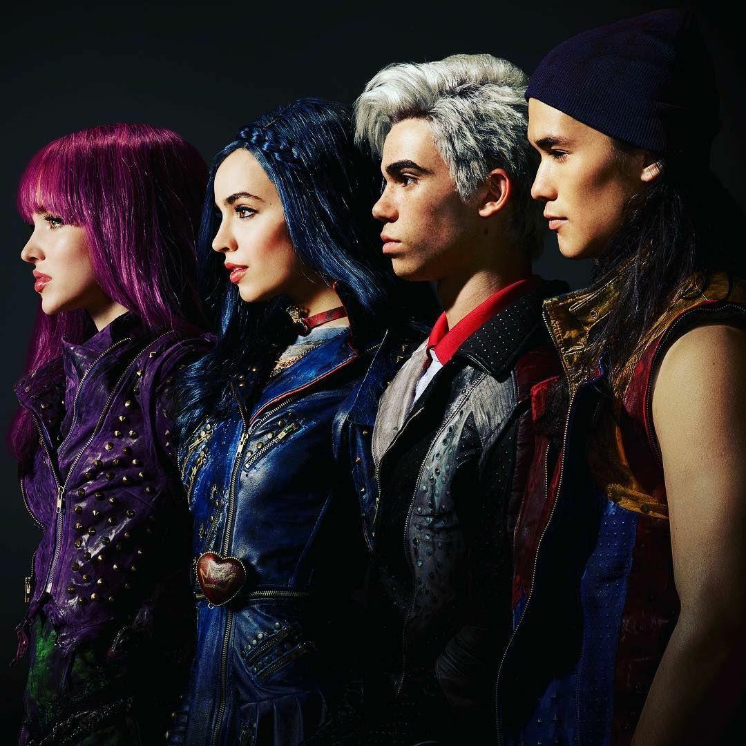 1080x1080 Carlos Descendants Wallpaper
