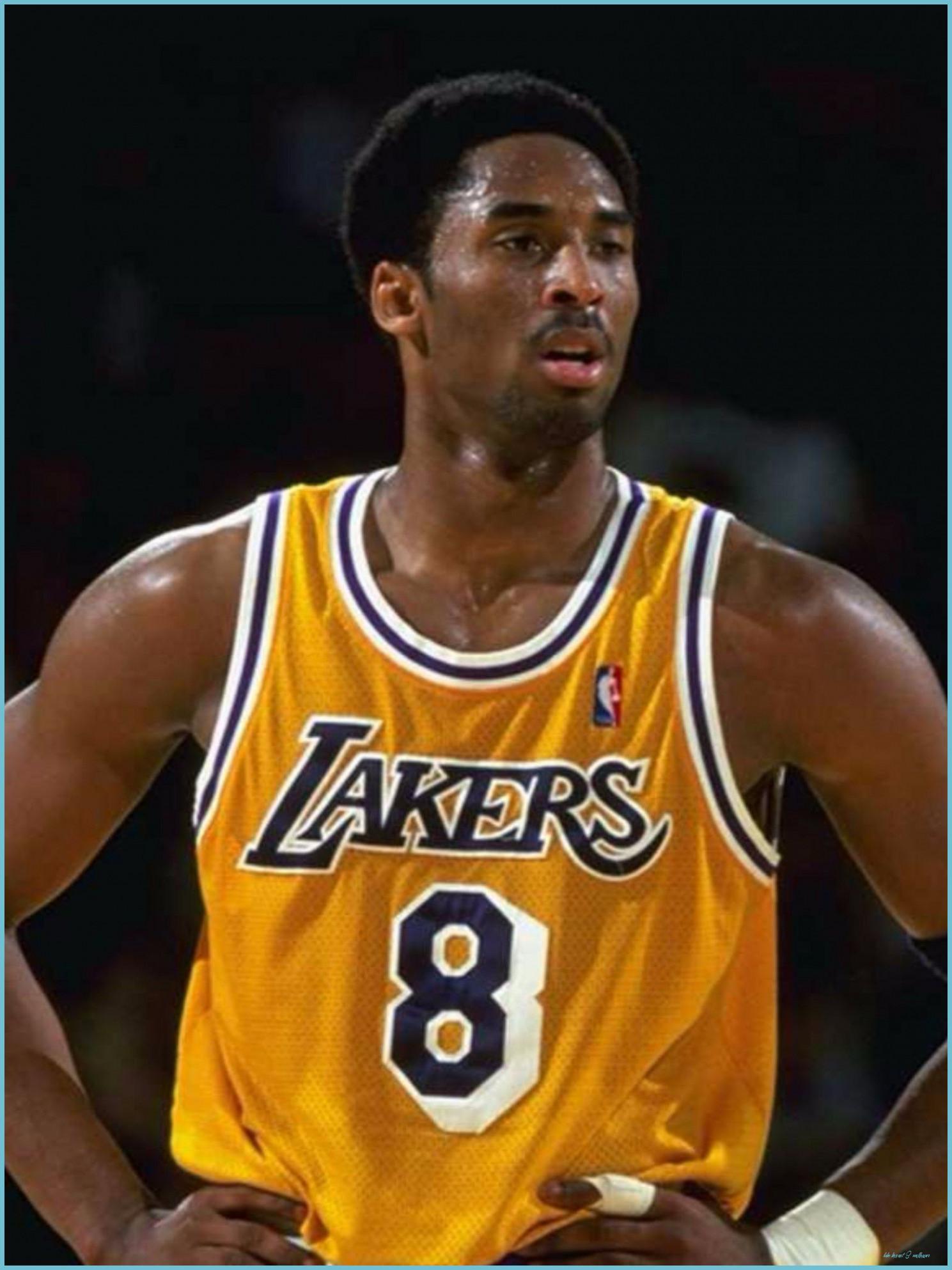 1489x1986 You Will Never Believe These Bizarre Truths Behind Kobe Bryant 8 Wallpaper. Kobe Bryant 8 Wallpaper