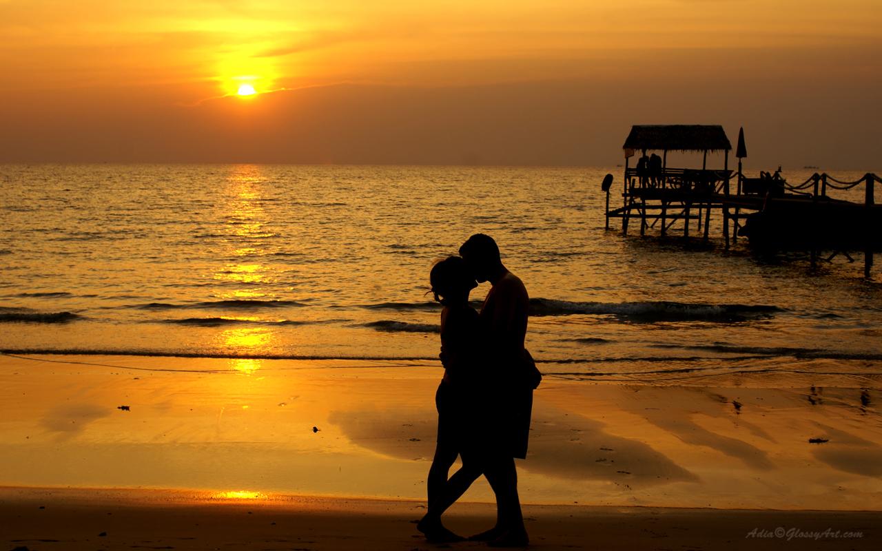 1280x800 Free download Sunset Romantic Beach Couple HD Wallpaper [1280x800] for your Desktop, Mobile & Tablet. Explore Romantic Couple Wallpaper. Love Couples Wallpaper, Cute Romantic Wallpaper, Romantic Wallpaper of Lovers