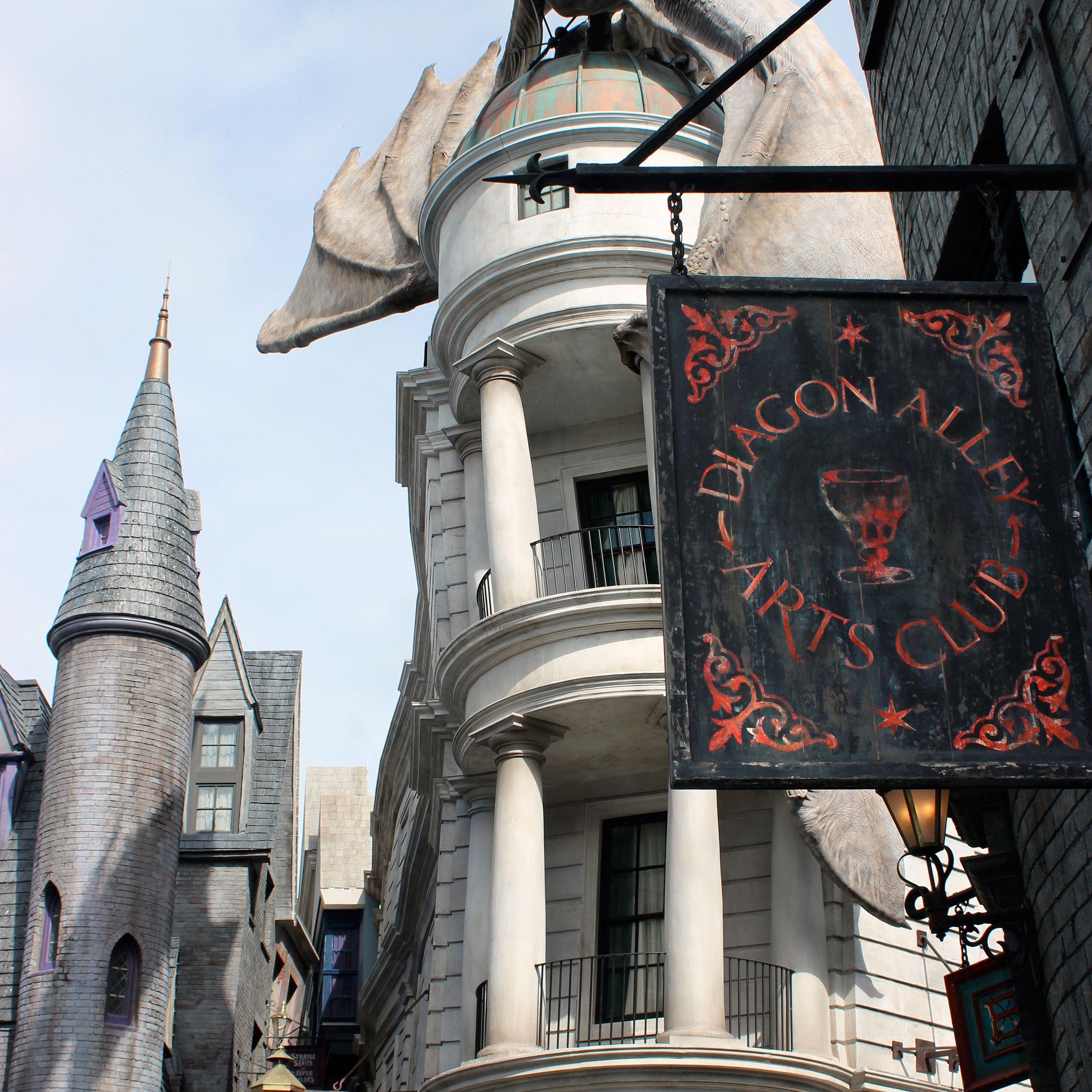 2500x2500 Diagon Alley of The Wizarding World of Harry Potter