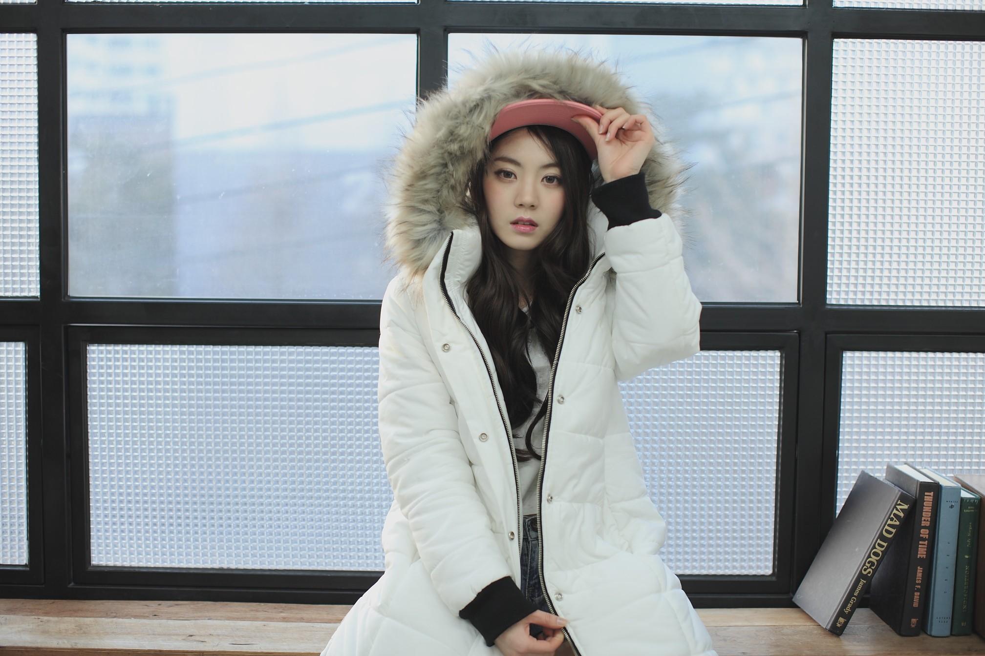 2016x1344 Chae Eun Korean Asian Women Brunette Model Pink Lipstick White Coat Lee Chae Eun Wallpaper:2016x1344