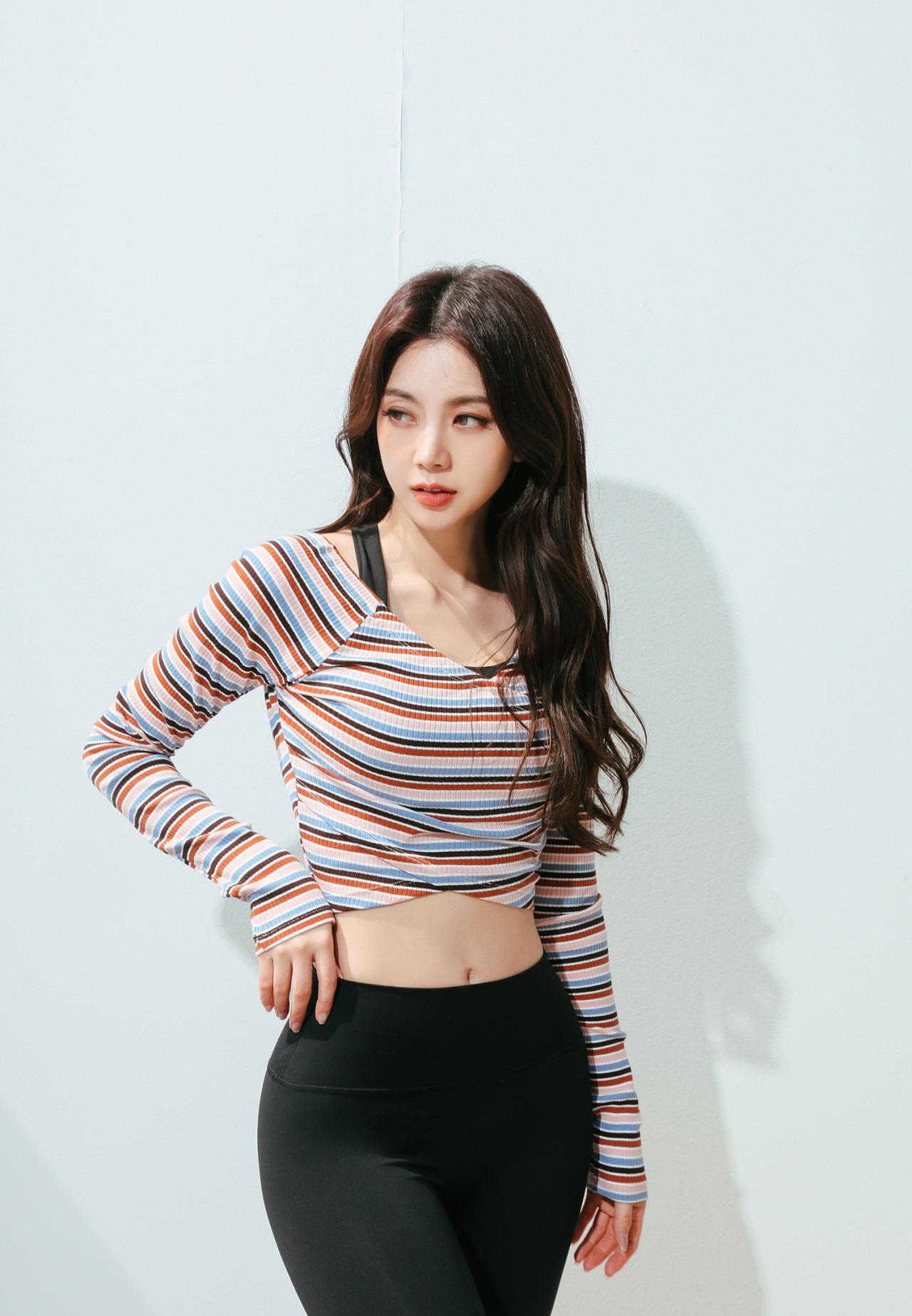 1280x1847 Korean Dreams Girls