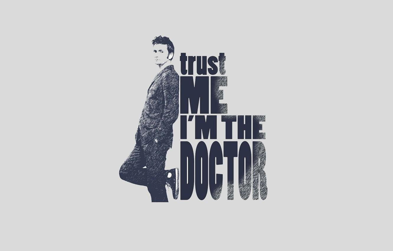 1332x850 Wallpaper sneakers, actor, black and white, male, Doctor Who, Doctor Who, David Tennant, David Tennant, Tenth Doctor, Tenth Doctor, BW image for desktop, section фильмы