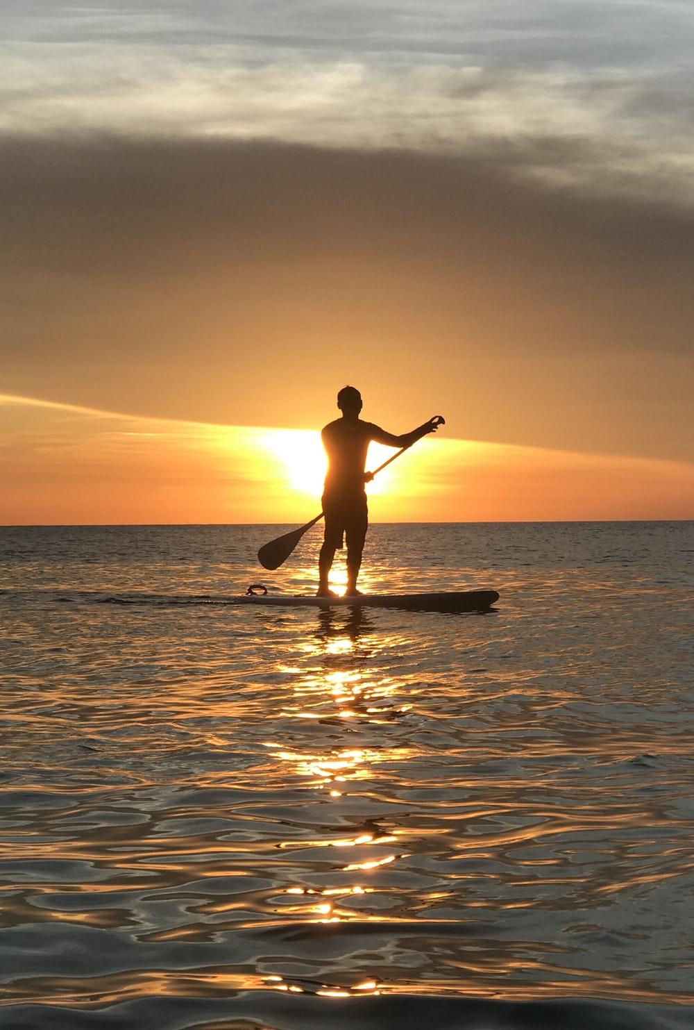 1000x1483 Paddle Surf Picture. Download Free Image