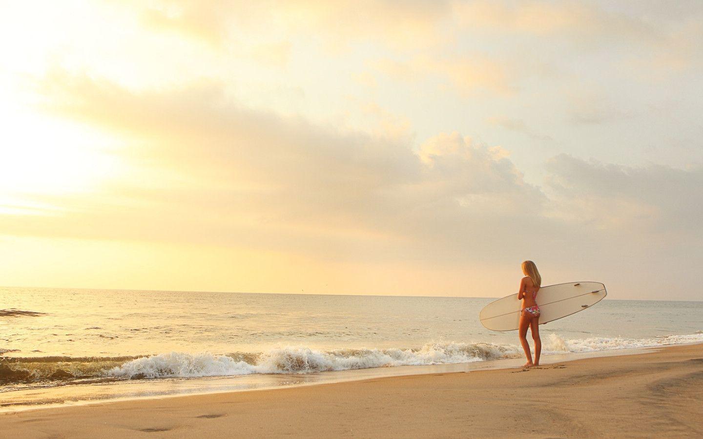 1440x900 Surfing Beach Desktop Background