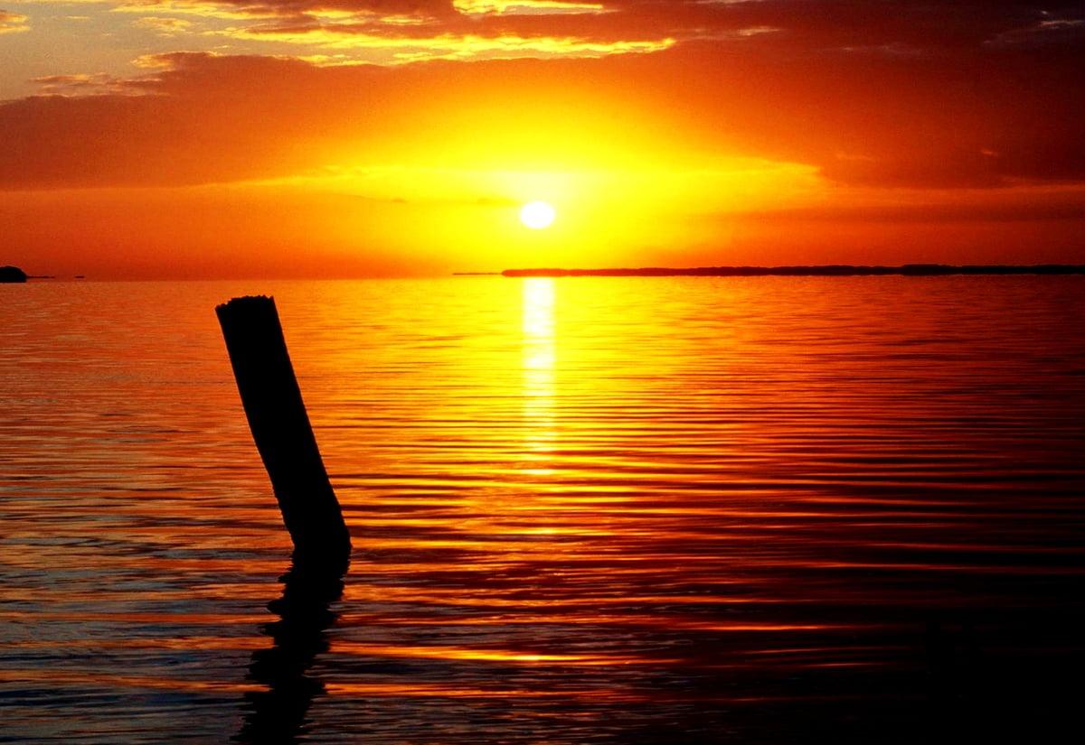 1200x825 Minimalist Sun, Horizon, Sunset picture. TOP Free Download pics