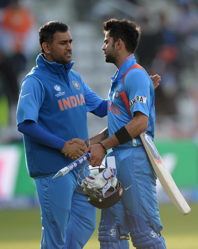 816x1024 Mahendra Singh Dhoni, Virat Kohli Singh Dhoni and Virat Kohli Photo