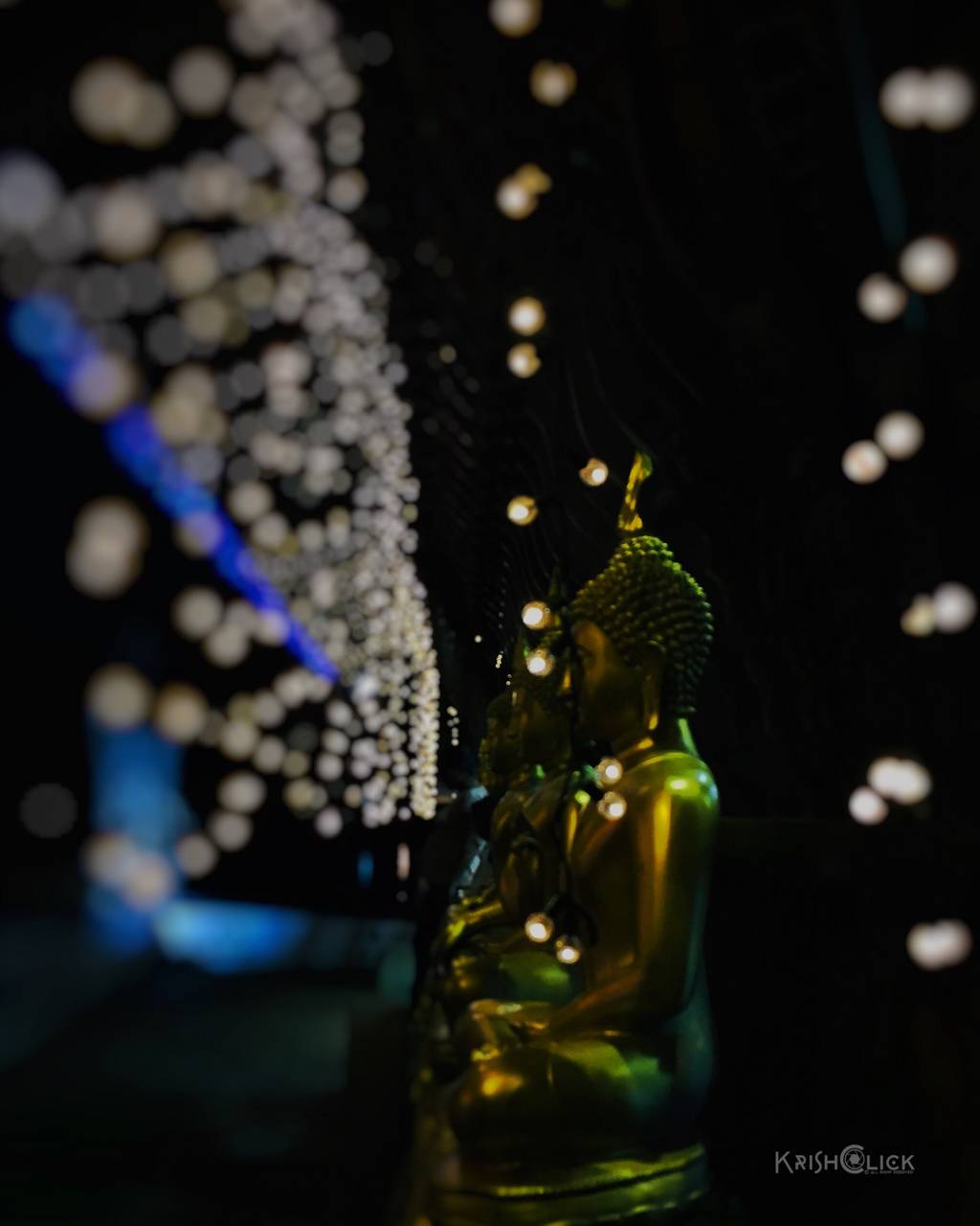 1024x1280 Black Buddha Wallpaper