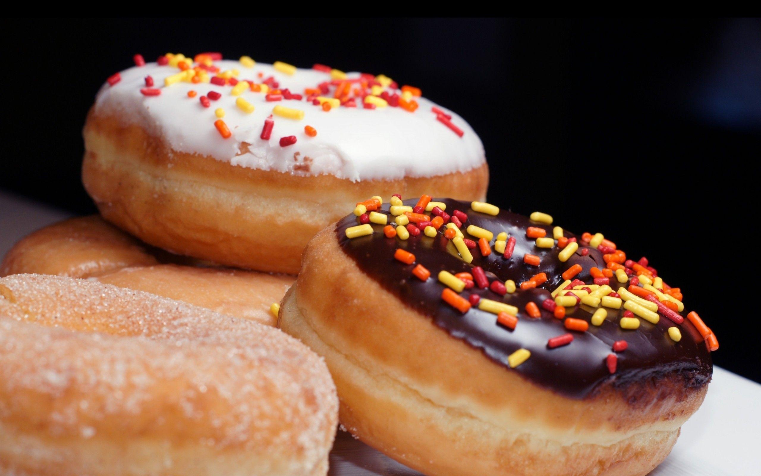2560x1600 Doughnut HD Wallpaper and Background Image