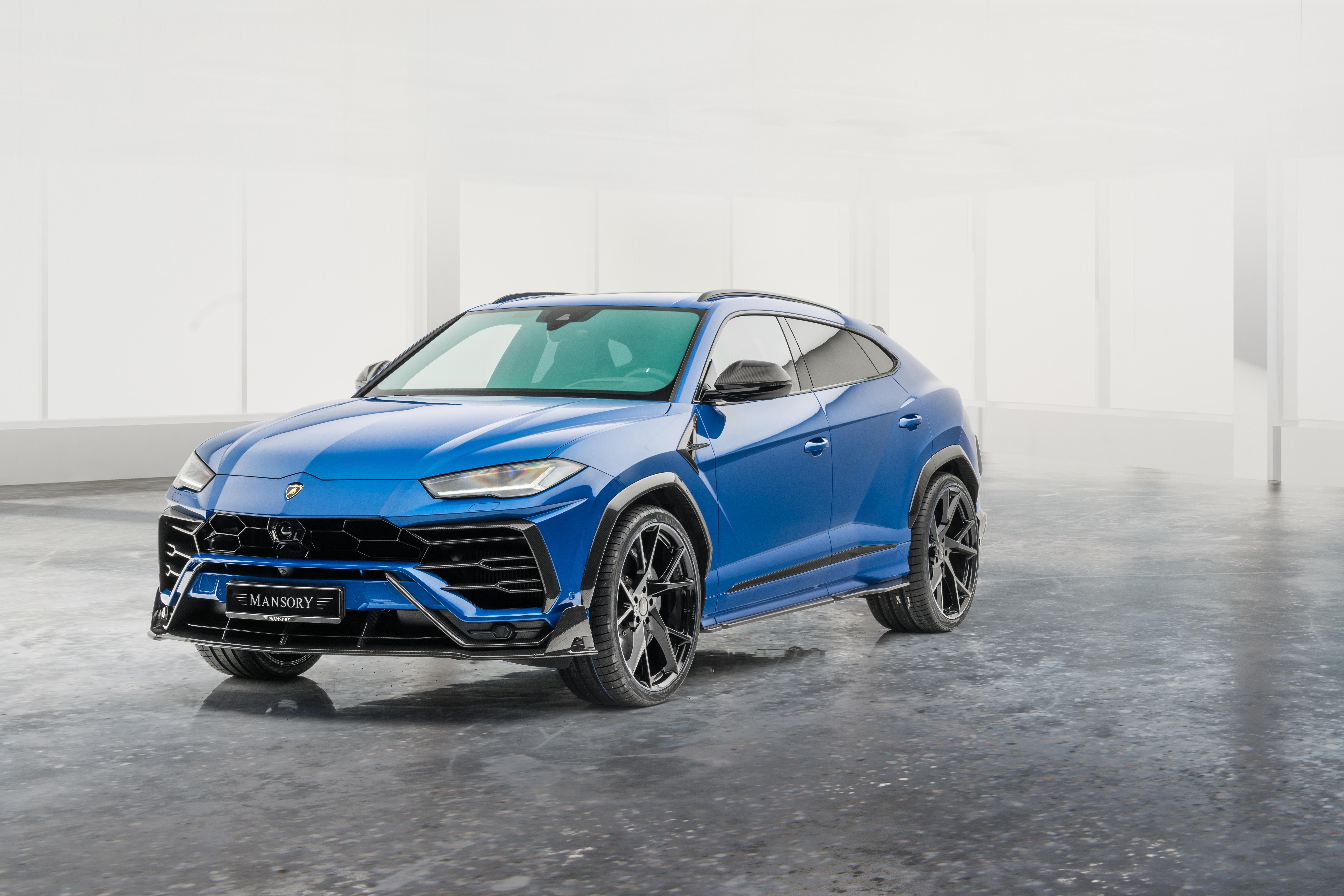 7952x5304 Lamborghini Urus 8k Ultra HD Wallpaper