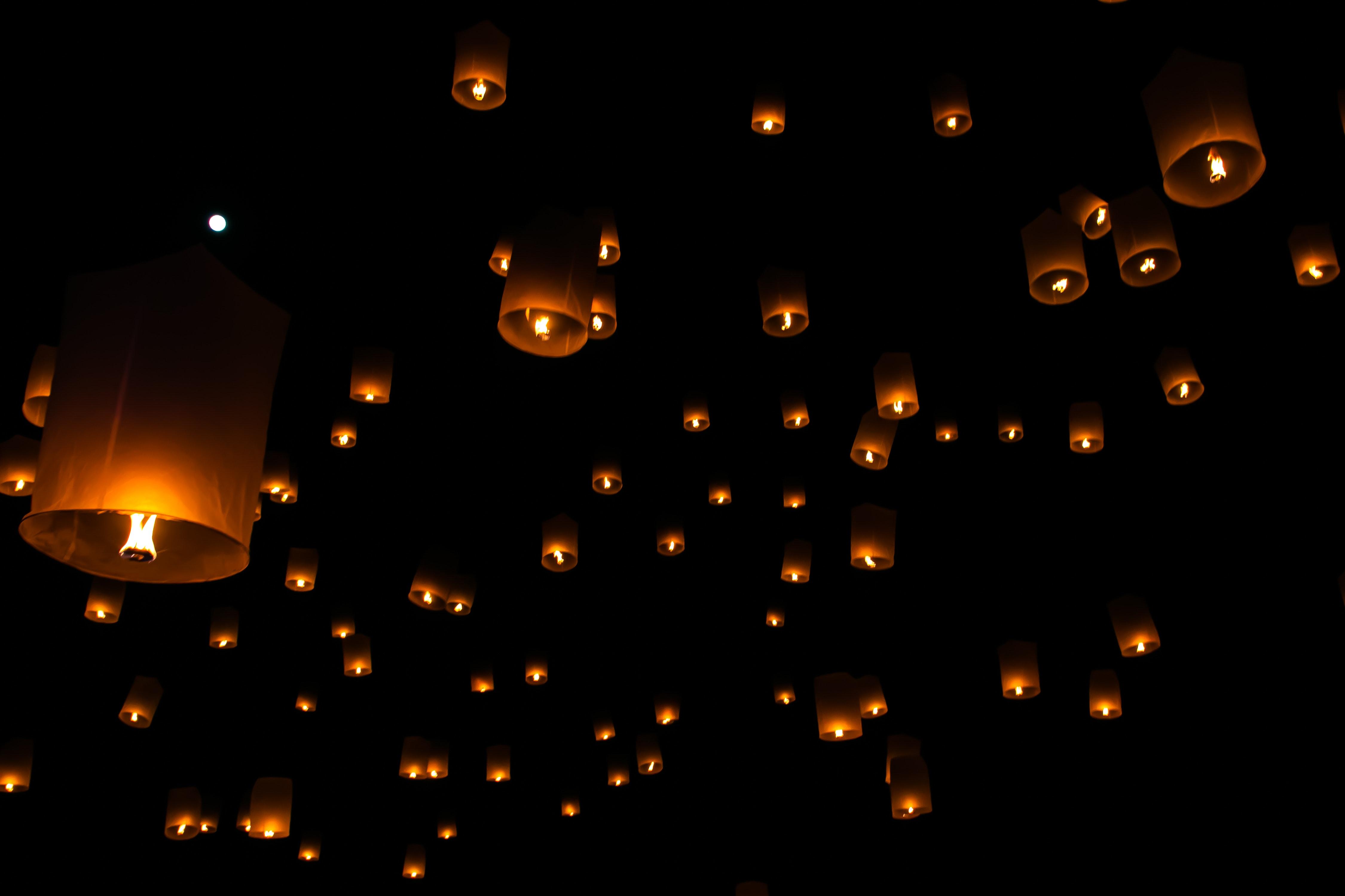 4500x3000 Sky Lanterns · Free