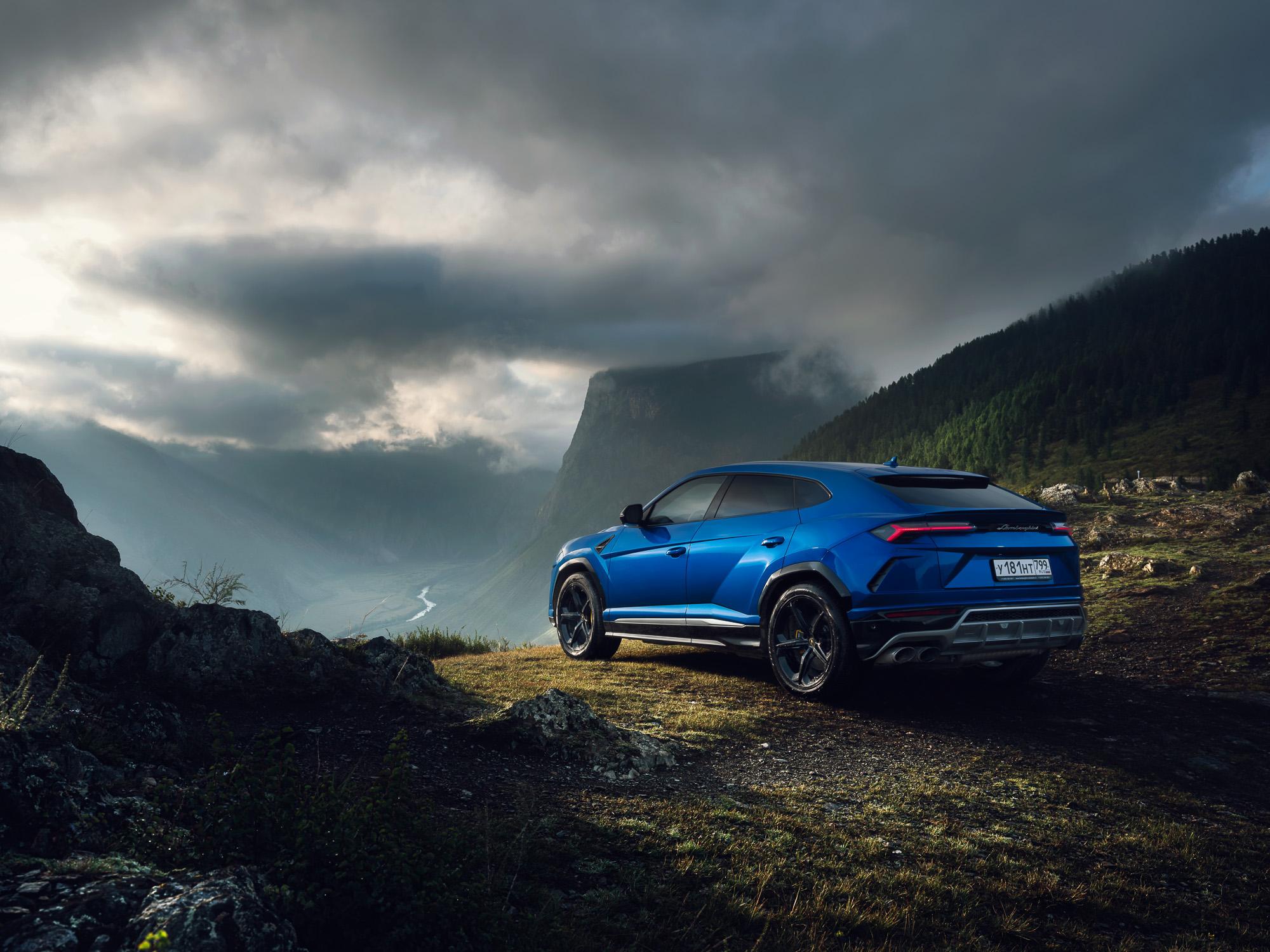 2000x1500 Blue Lamborghini Urus SUV New, HD Superheroes, 4k Wallpaper, Image, Background, Photo and Picture