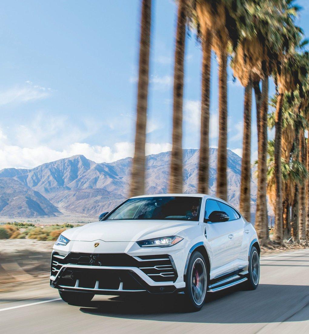 1020x1100 Full Throttle: What It's Like To Drive The New Lamborghini Urus