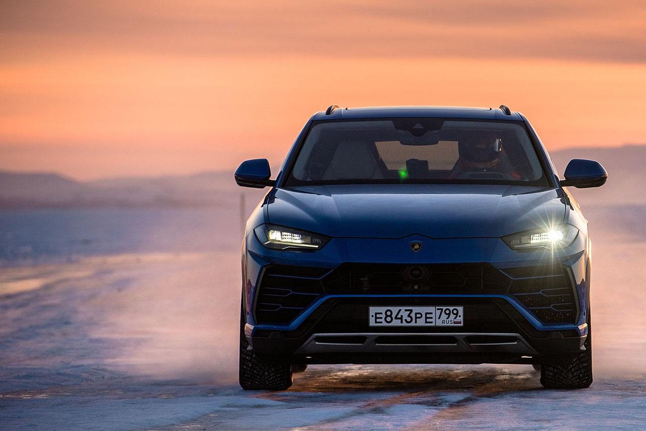 1280x853 High Resolution Lamborghini Urus Photo