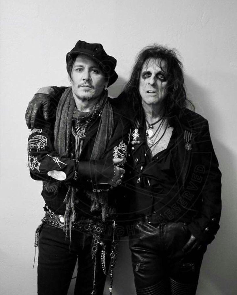 823x1024 Alice Cooper - #ChristmasPudding Photo