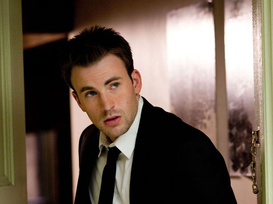 1080x810 Chris Evans wallpaper / iPhone HD Wallpaper Background Download HD Wallpaper (Desktop Background / Android / iPhone) (1080p, 4k) (1080x810) (2021)