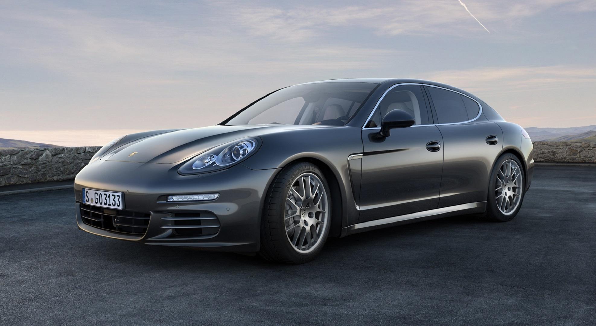 1975x1080 Porsche Panamera 4k