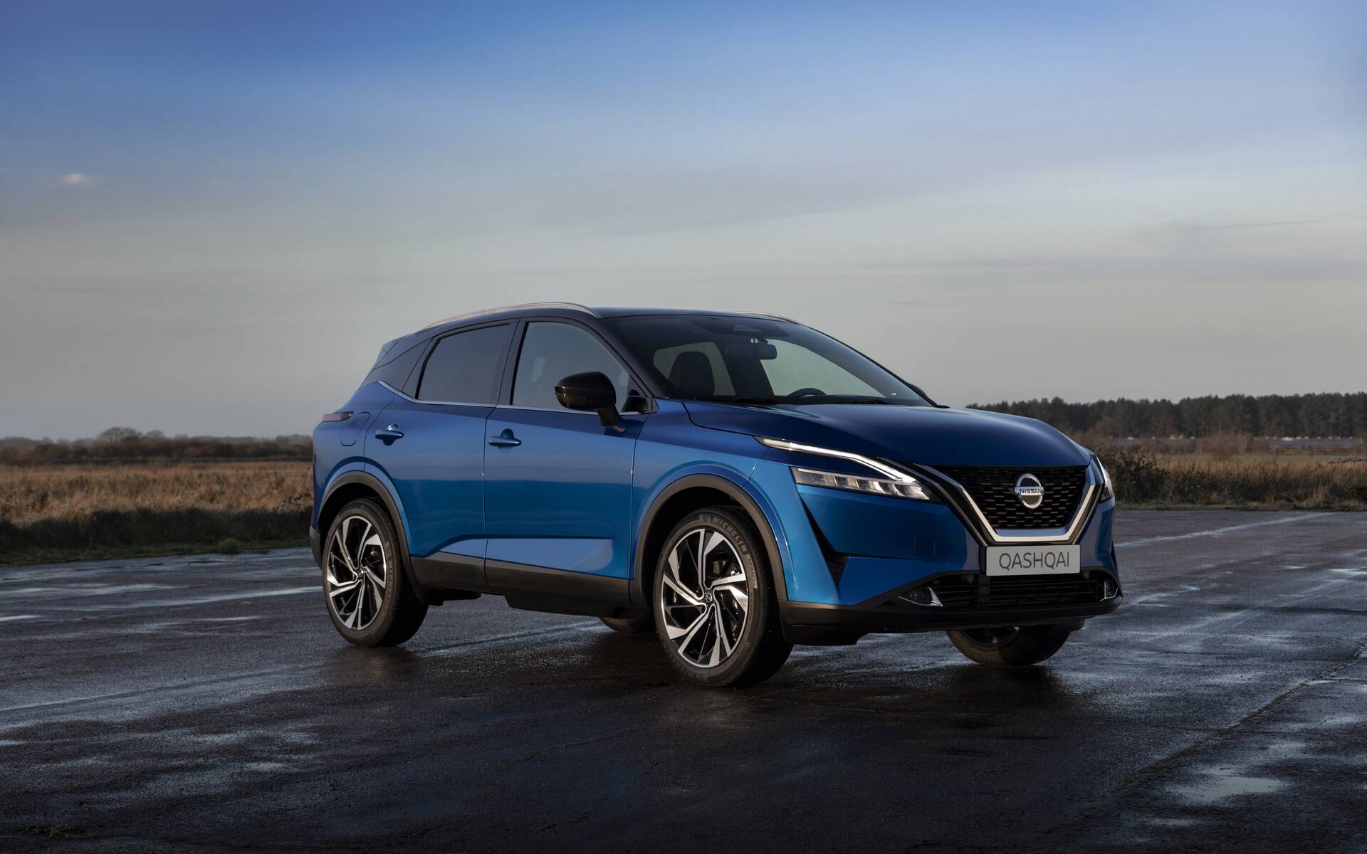 1920x1200 New Look Nissan Qashqai Follows Its Big Brothers' Lead Car Guide