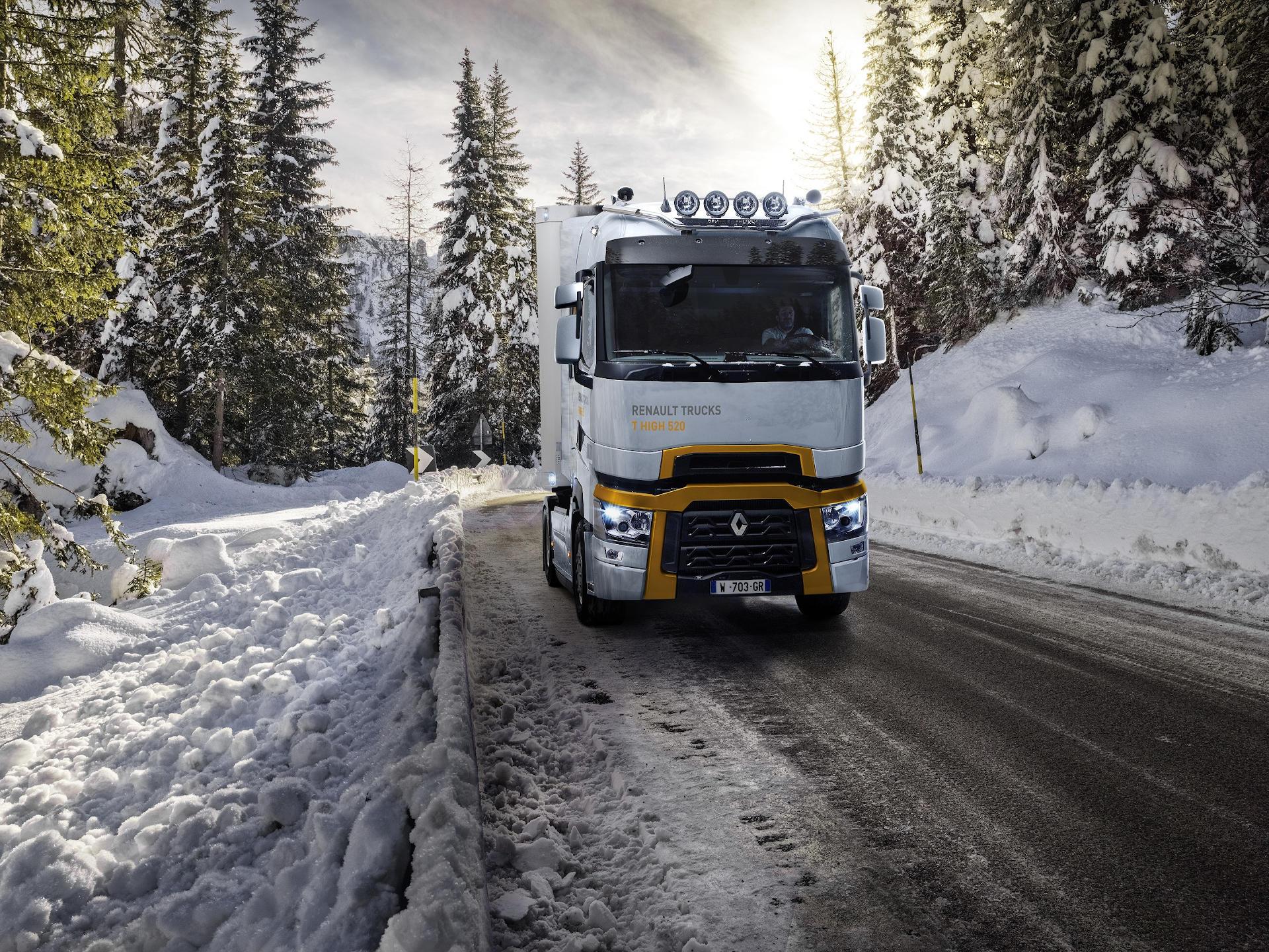 1920x1440 RENAULT TRUCKS T 2019: COMFORT, FUEL SAVINGS AND LOWER CO2 EMISSIONS. Renault Trucks Corporate