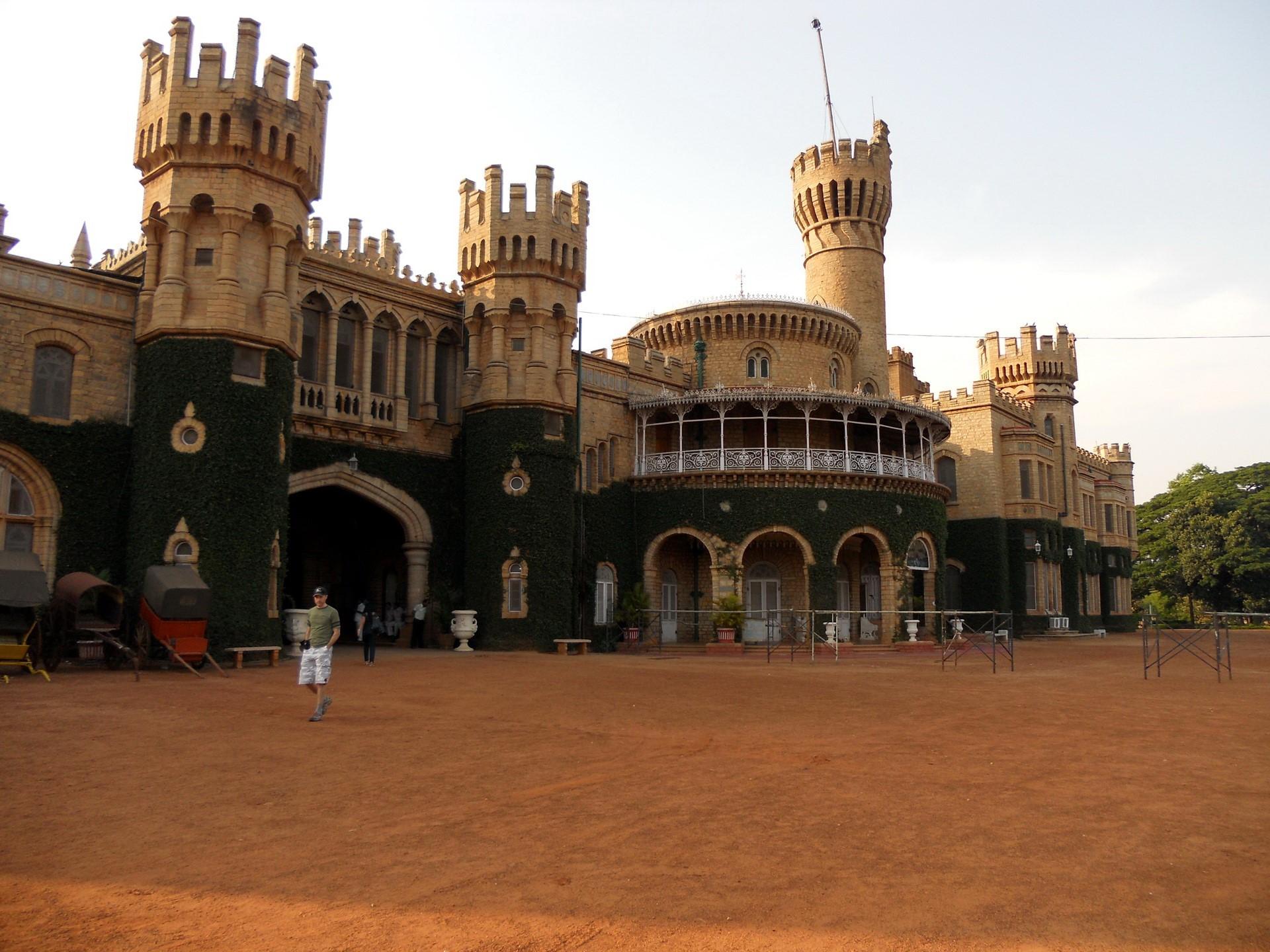 1920x1440 Bangalore Palace HD wallpaper, Background