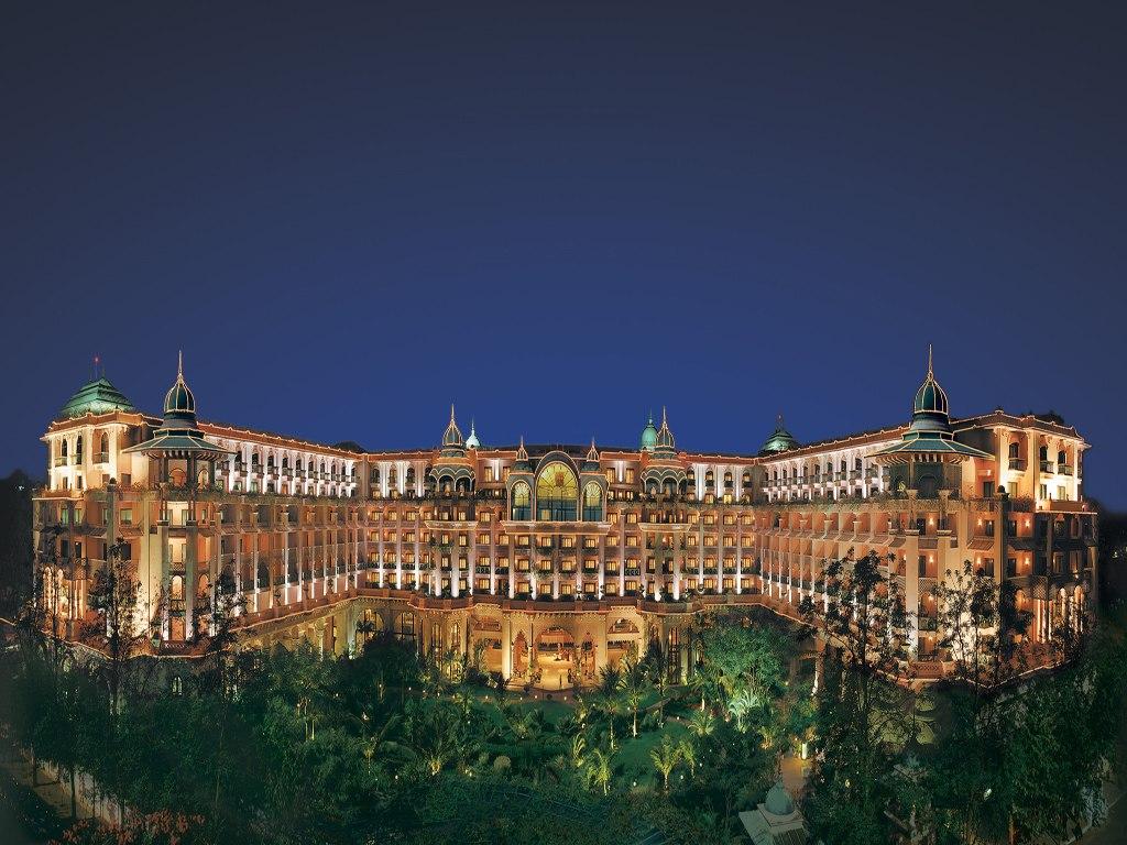 1024x768 Leela.Palace.Bangalore.original