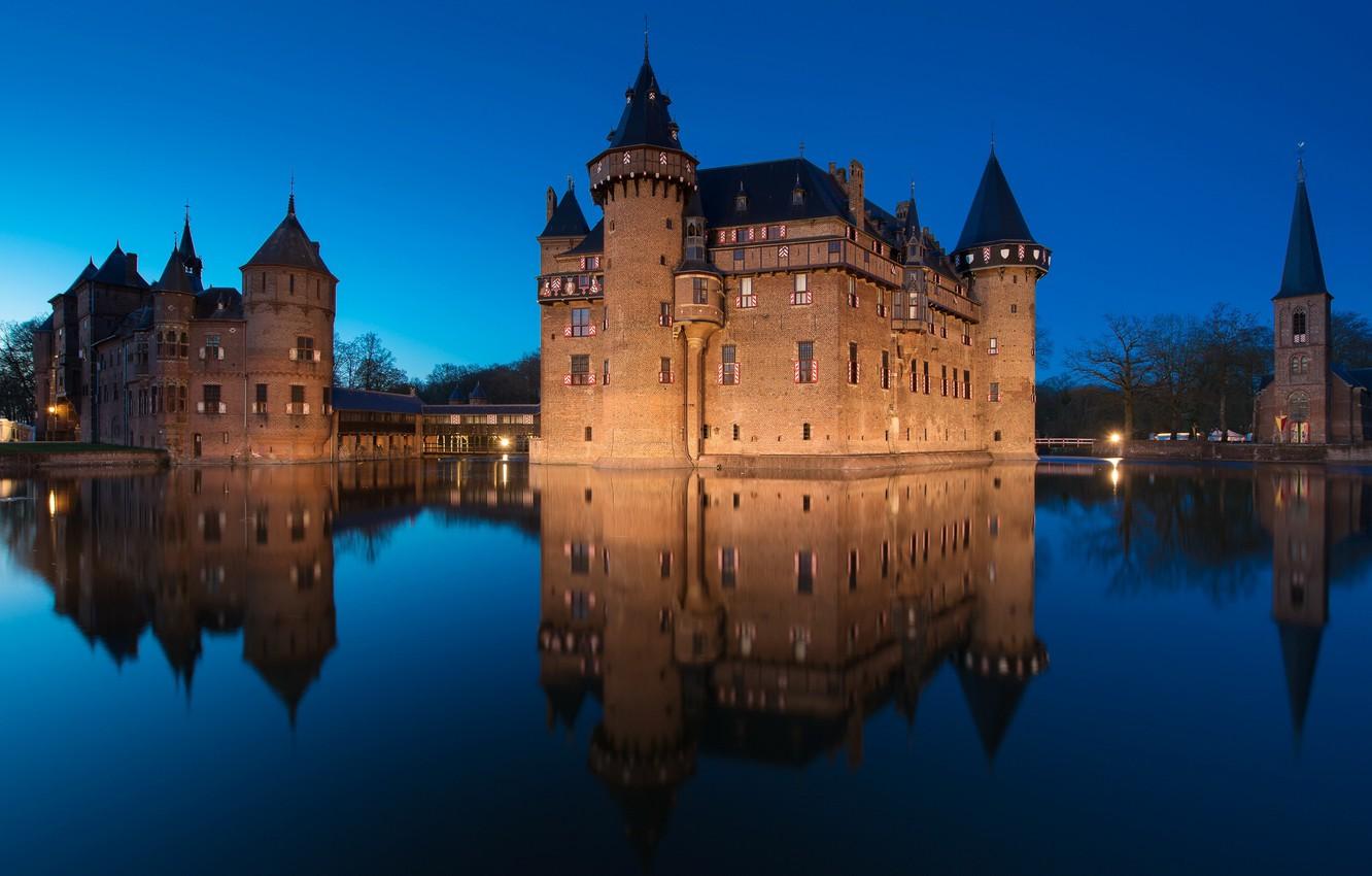 1332x850 Wallpaper water, night, reflection, castle, lighting, Netherlands, De Hair image for desktop, section город