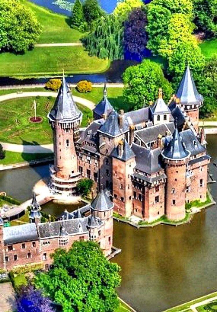 750x1077 Dutch Royal Palace