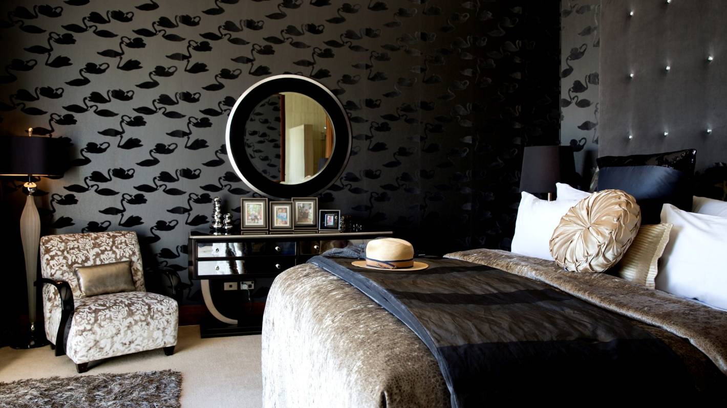 1420x798 Seven times wallpaper won the room. Stuff.co.nz