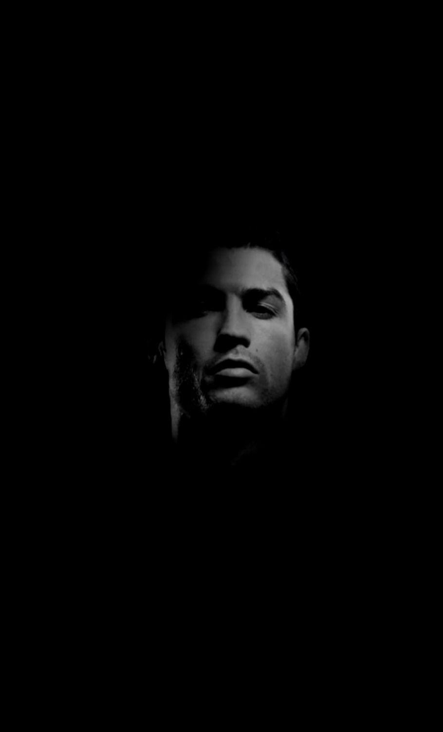 910x1504 CR7 Black Wallpaper