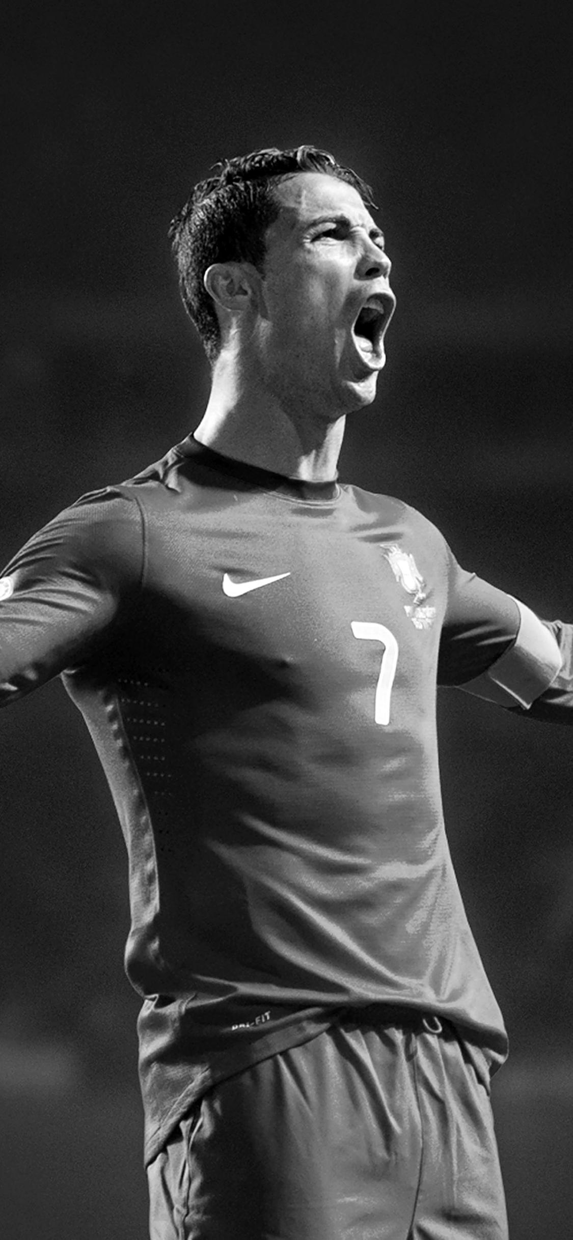 1125x2436 Christiano Ronaldo Roar Dark Face Sports Art