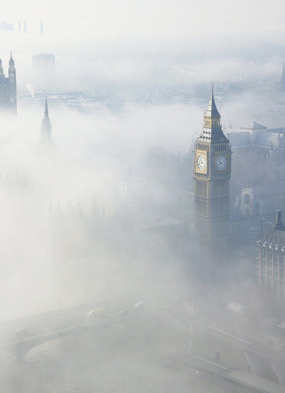 940x1296 Engulfing Smoke London Wall Mural