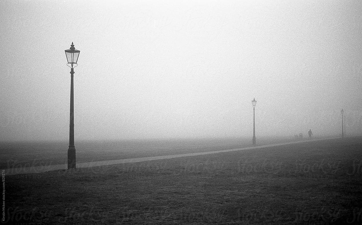 1200x748 Street Lights In Fog, London