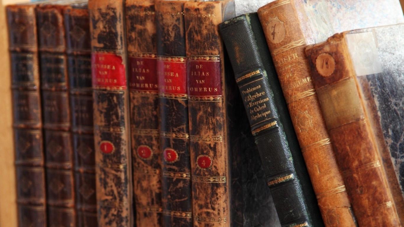 1366x768 Download 1366x768 Old Books, Library Wallpaper for Laptop, Notebook