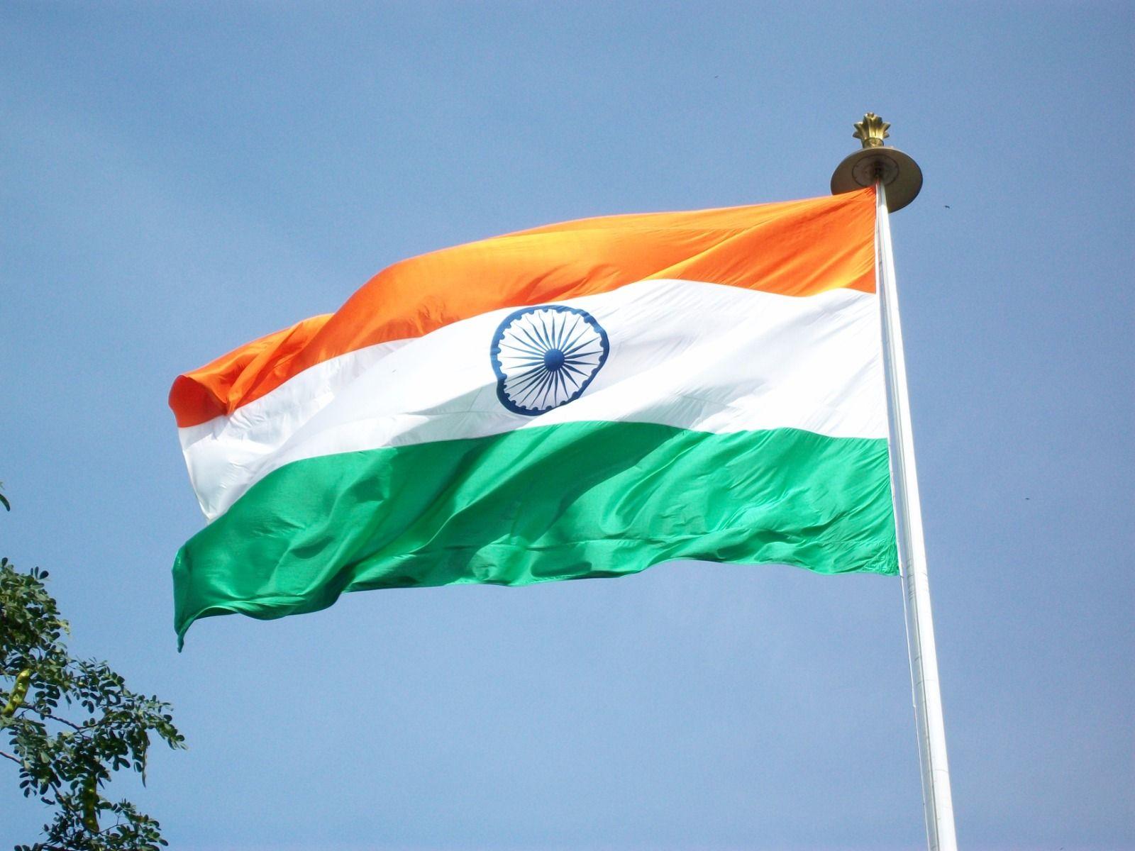 Indian Flag Flying Wallpapers - Top Free Indian Flag Flying Backgrounds ...